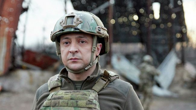 Всадник без головы: что написано на пуле для Зеленского?