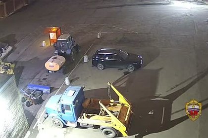 Россиянин угнал трактор и попал на видео