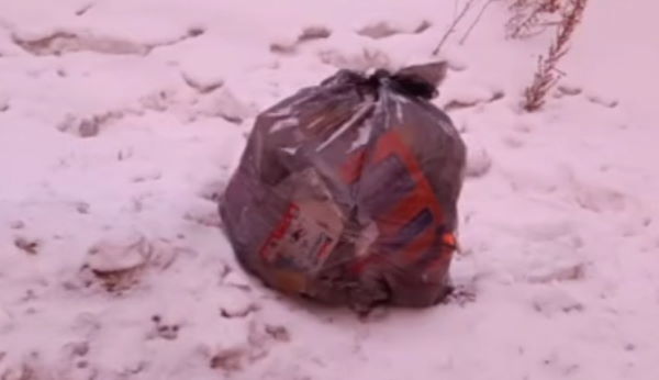 В Улан-Удэ опять объявился неуловимый мусорщик