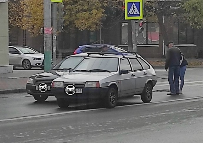 В центре Пензы осложнено движение транспорта из-за аварии