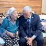 Труженице тыла Евдокии Ушницкой вручили медаль 80-летия Великой Победы