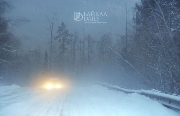 На перевале Пыхта в Бурятии закрыто движение для грузовиков