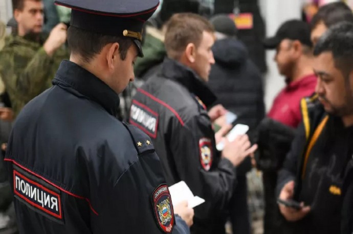 В Новосибирской области амнистировали шесть мигрантов-нелегалов