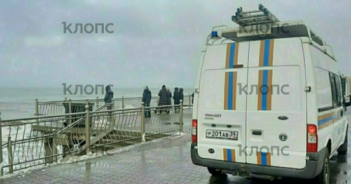 В Зеленоградске человек плавал на сапе и утонул в море — очевидцы