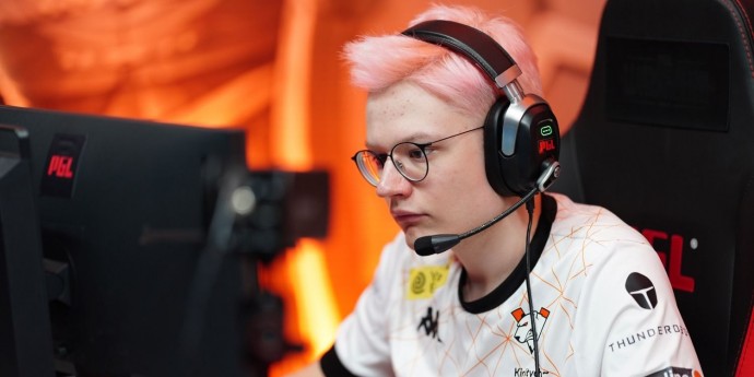 Virtus.pro нанесла Team Spirit первое поражение на Clavision Snow Ruyi Invitational