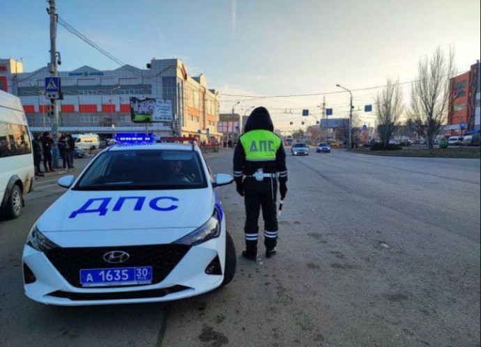 Пьяных водителей поймали на дороге в Астраханской области 