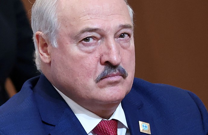 Лукашенко посоветовал белорусам привыкать к мысли о новом президенте