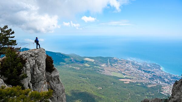 В Крыму зафиксировали новые факты выброса мазута