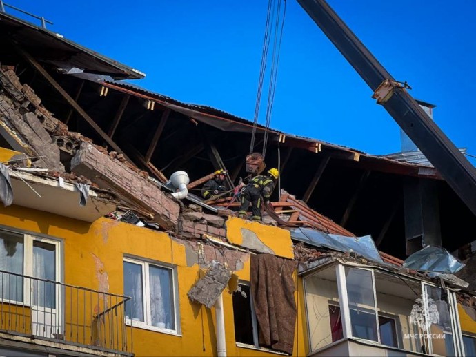 Хозяева квартир дома в Кизеле, где взорвался газ, получили матпомощь