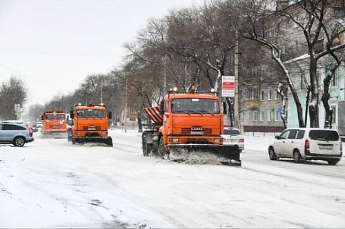 Благовещенск получит 100 миллионов рублей на покупку техники для уборки дорог