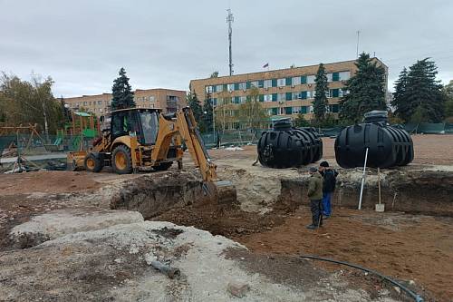 При поддержке Приамурья в Амвросиевке оборудуют сухой фонтан