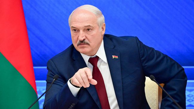 Лукашенко предупредил Путина о своем желании участвовать в переговорах по Украине