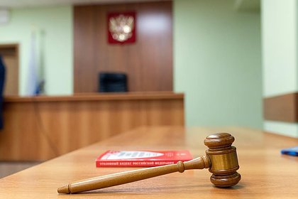 Пьяный россиянин угрожал росгвардейцам катаной и пойдет под суд