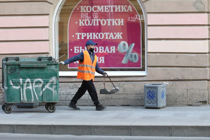 Дворники стали самым большим дефицитом на рынке труда