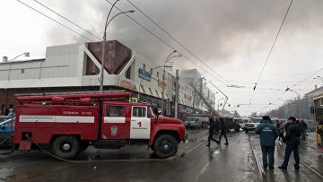 Суд рассмотрит иски родственников погибших в ТРЦ "Зимняя вишня" о компенсации