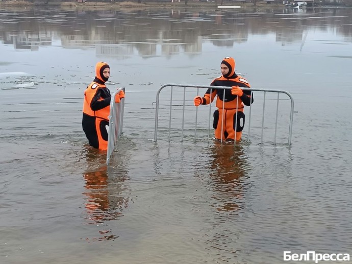 Белгородские спасатели проверили купели к крещенским купаниям