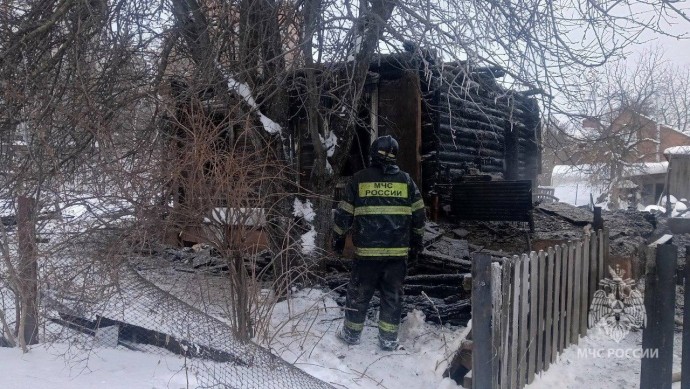 В Пензе страшный ночной пожар унес жизнь женщины