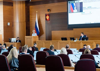 В Амурской области вводят новые меры поддержки многодетных семей