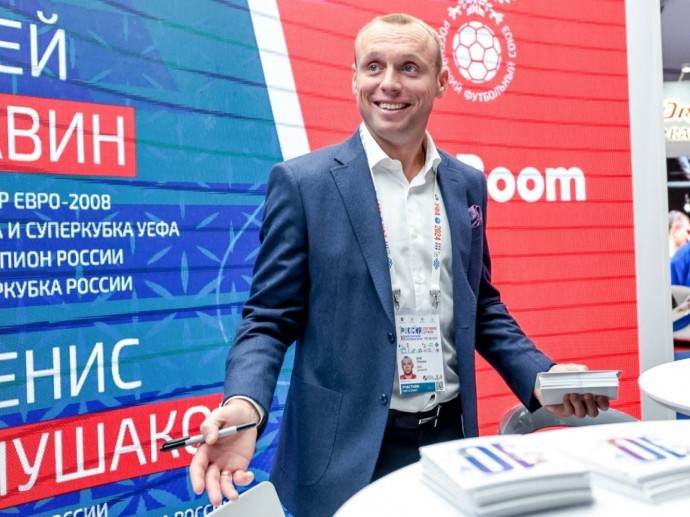 Глушаков: «Семак не дотягивает до Романцева»