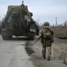 Саперы батальона Карбышева учат студентов в ЛНР минно-взрывной безопасности