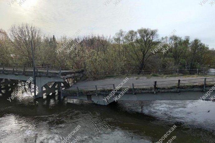 В Тамбовской области рухнул мост через реку Ворона