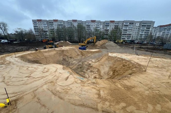 Новый скейт-парк и сквер начали строить на Мончегорской в Нижнем Новгороде