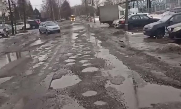 В Ярославле отремонтируют улицу Марголина после жалоб жителей