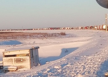 В Приамурье на подъезде к международному мосту образовалась «пробка»