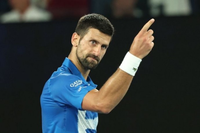 Джокович прокомментировал свист трибун в свой адрес после снятия с Australian Open
