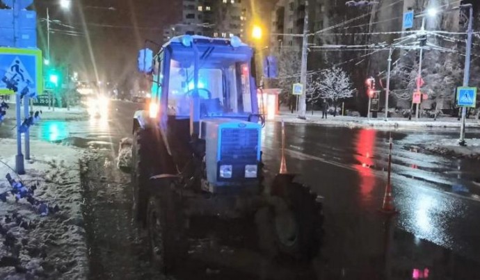 В Пензенском районе под колеса трактора попал маленький ребенок