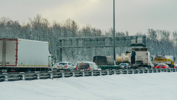 Петербург остановился в 8-балльных пробках