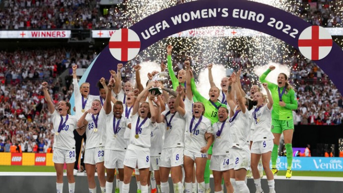 Женская сборная Англии выиграла домашний чемпионат Европы по футболу