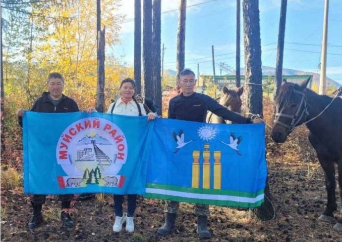 Через Бурятию скачут всадники-пенсионеры из Якутии