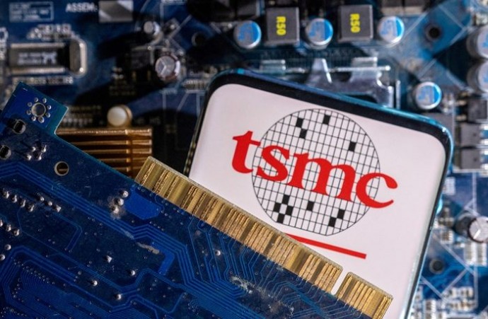 Intel опережает TSMC по скорости, но уступает в плотности транзисторов в битве техпроцессов 18A и N2