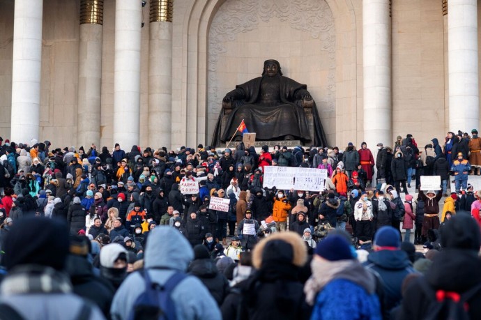 В Улан-Баторе требуют отставки правительства