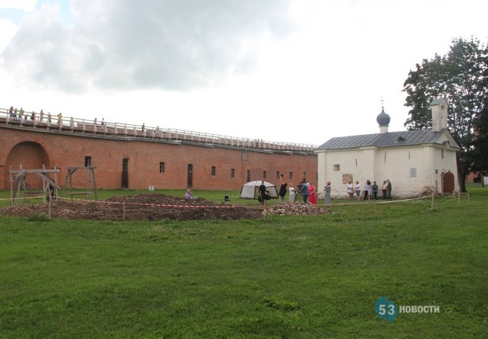 Находки археологов в Новгородском кремле свидетельствуют о мастерстве древних строителей