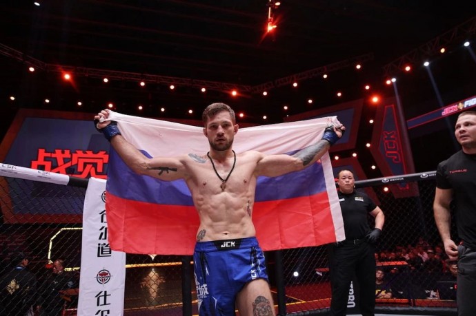 Боец MMA Крайнов потерял глаз после стрельбы у ночного клуба в Краснодаре