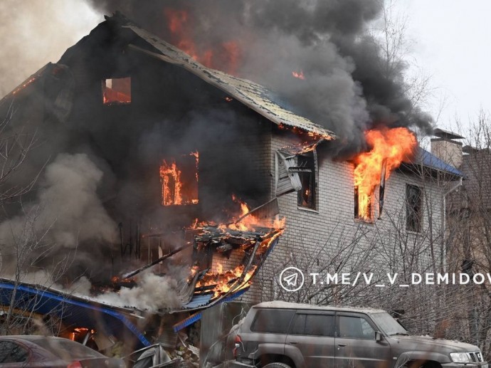 Мэр Белгорода заявил, что пожар в жилом доме не связан с атакой ВСУ