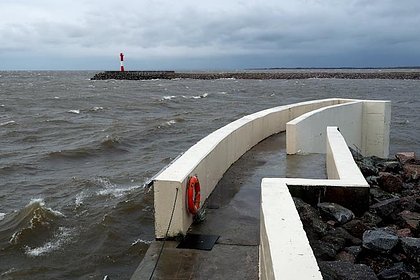 В Санкт-Петербурге из-за угрозы наводнения закрыли дамбу