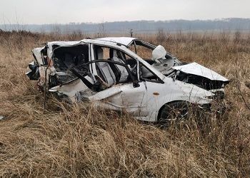 Два человека погибли в ДТП с переворотом в Приамурье