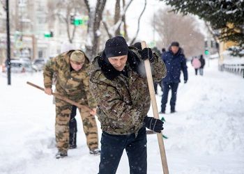 Объявленный в Благовещенске субботник стартовал досрочно