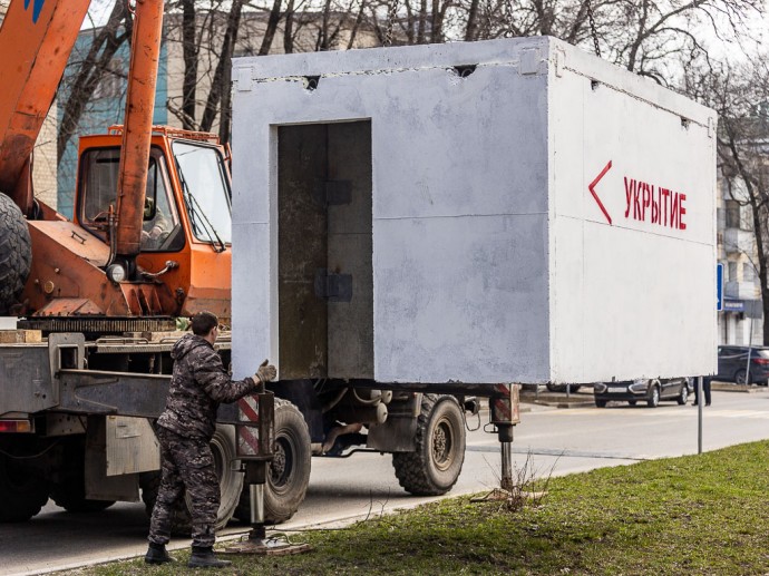 Гладков поручил провести в Белгороде ротацию укрытий