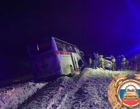 В Башкирии в ДТП с автобусом погибли супруги из Оренбурга, ехавшие на медовый месяц