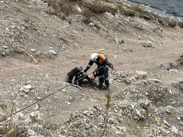 Байкальские спасатели помогли туристу, попавшему в западню