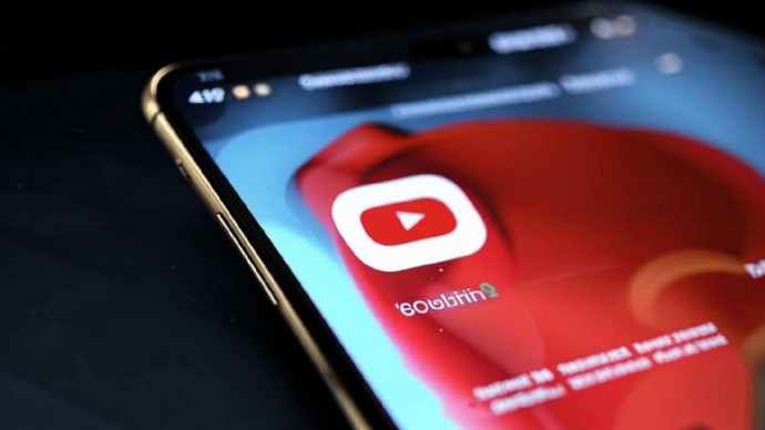 Роскомнадзор требует не мешать замедлению YouTube