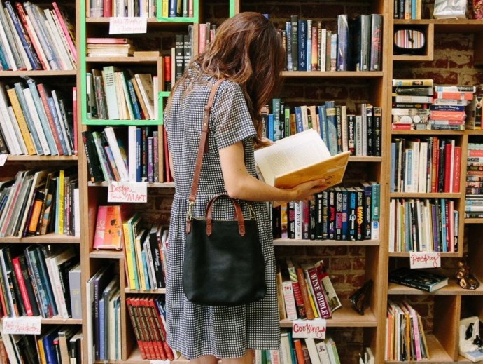 ​70% покупателей книг в России — женщины
