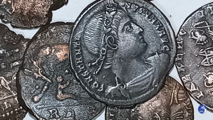 Рекордный клад с древнеримскими монетами нашли у итальянской Сардинии