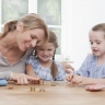 Родители назвали вредные финансовые привычки своих детей