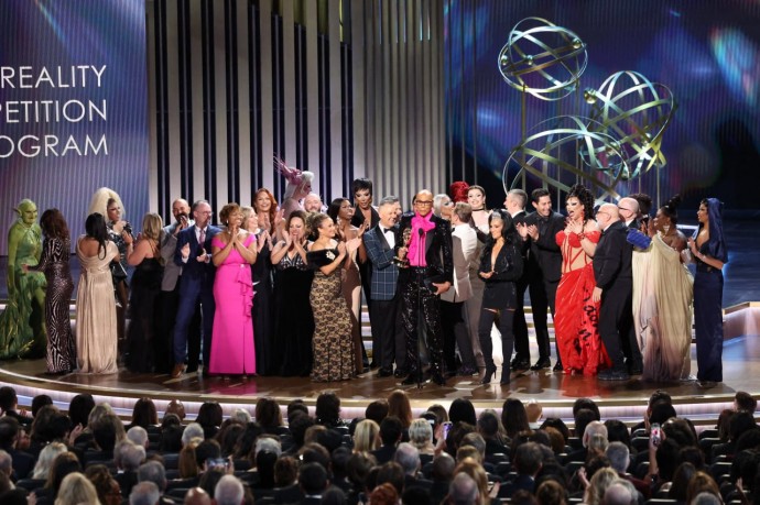 В Лос-Анджелесе прошла 75-я по счету премия "Эмми", главная телевизионная премия США