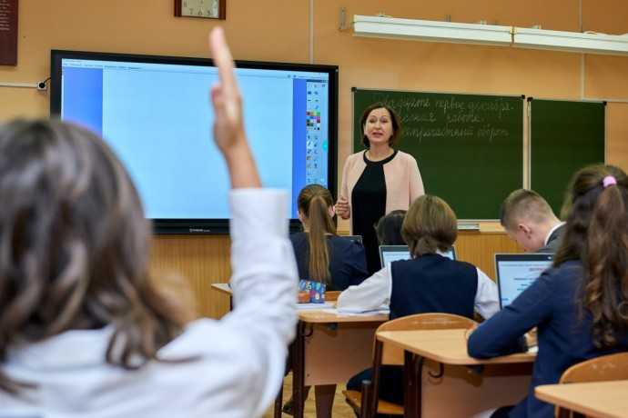 В школах предложили отменить оценки по физкультуре, ИЗО, труду и музыке